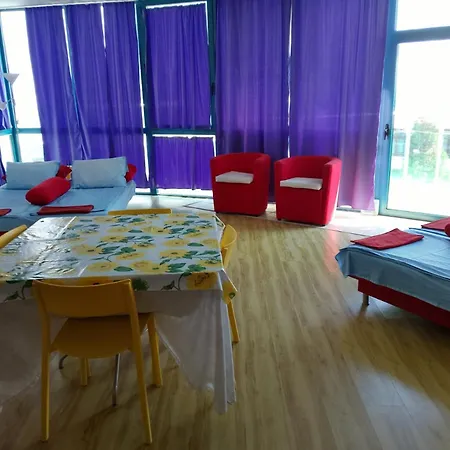 405 Ul Rakovina,entrance E, 4 Floor 公寓 *